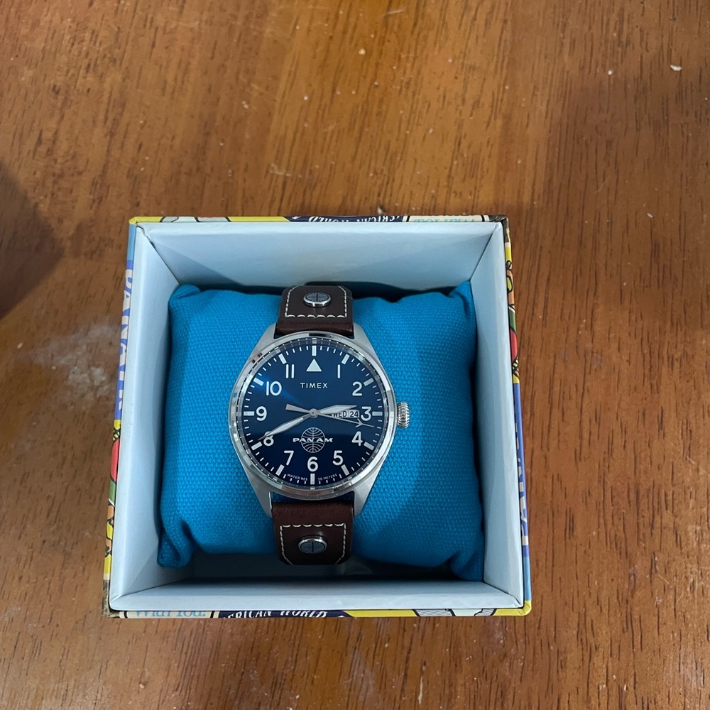 *Rare* Timex Pan Am Day Date 42mm Quartz